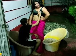Sas Bahu Ki Chudai Video Hindi Mein